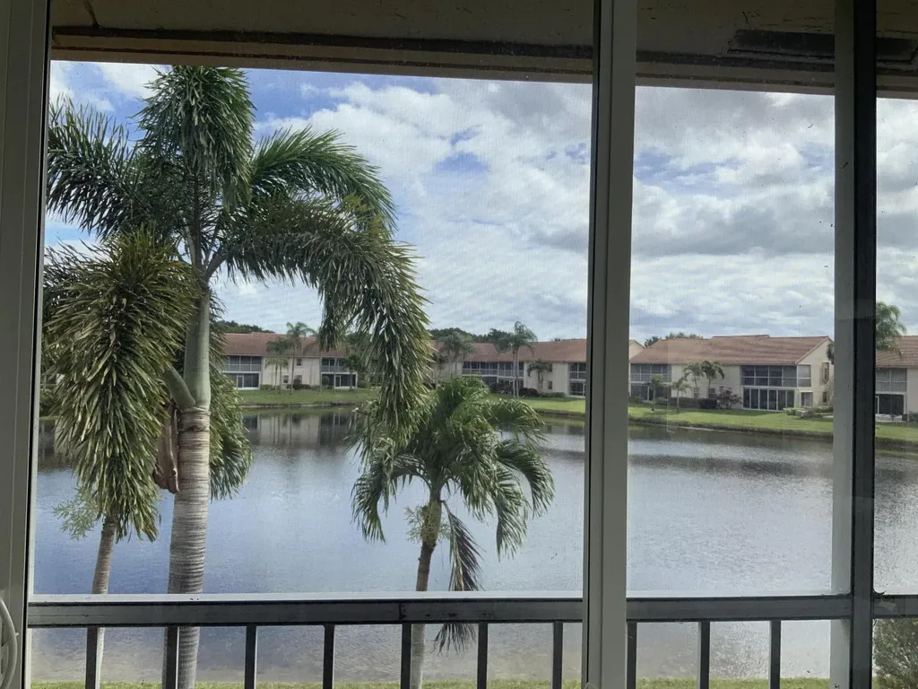 14356 Emerald Lake Drive Delray Beach FL 33446