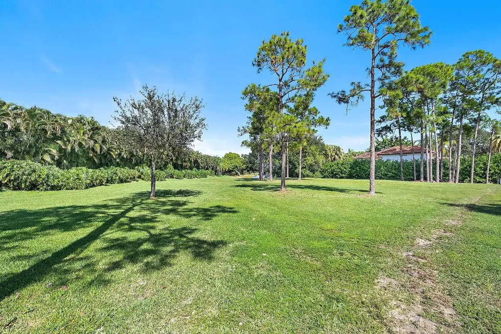 6121 Wildcat Run West Palm Beach FL 33412