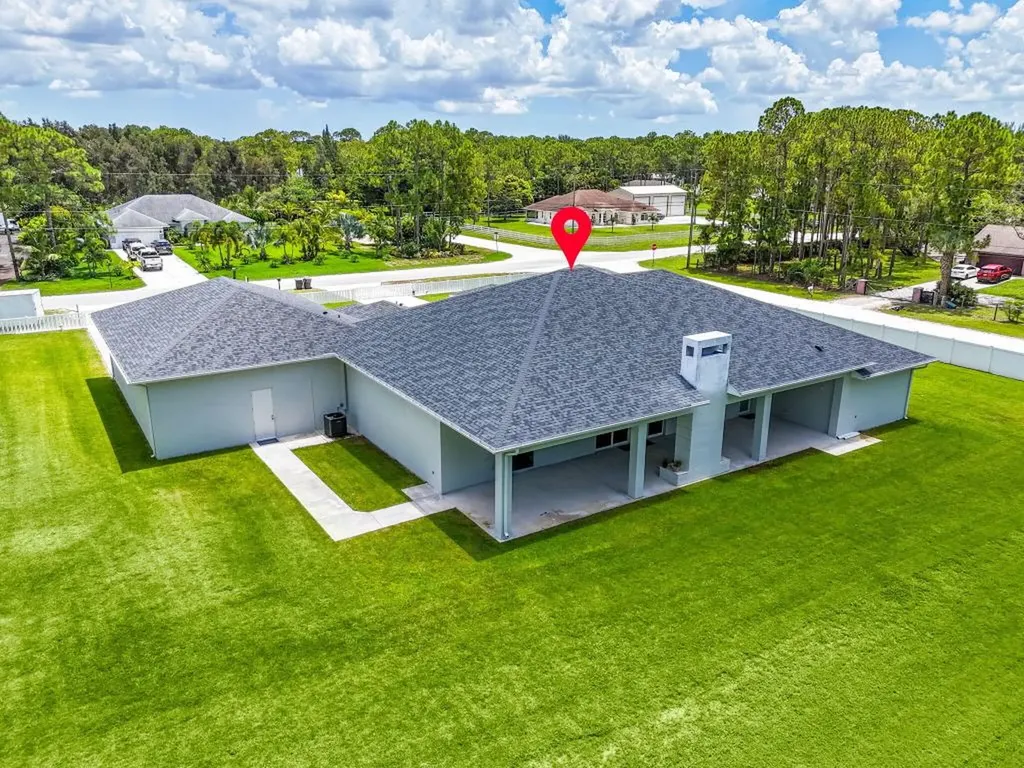 8425 Apache Boulevard The Acreage FL 33470