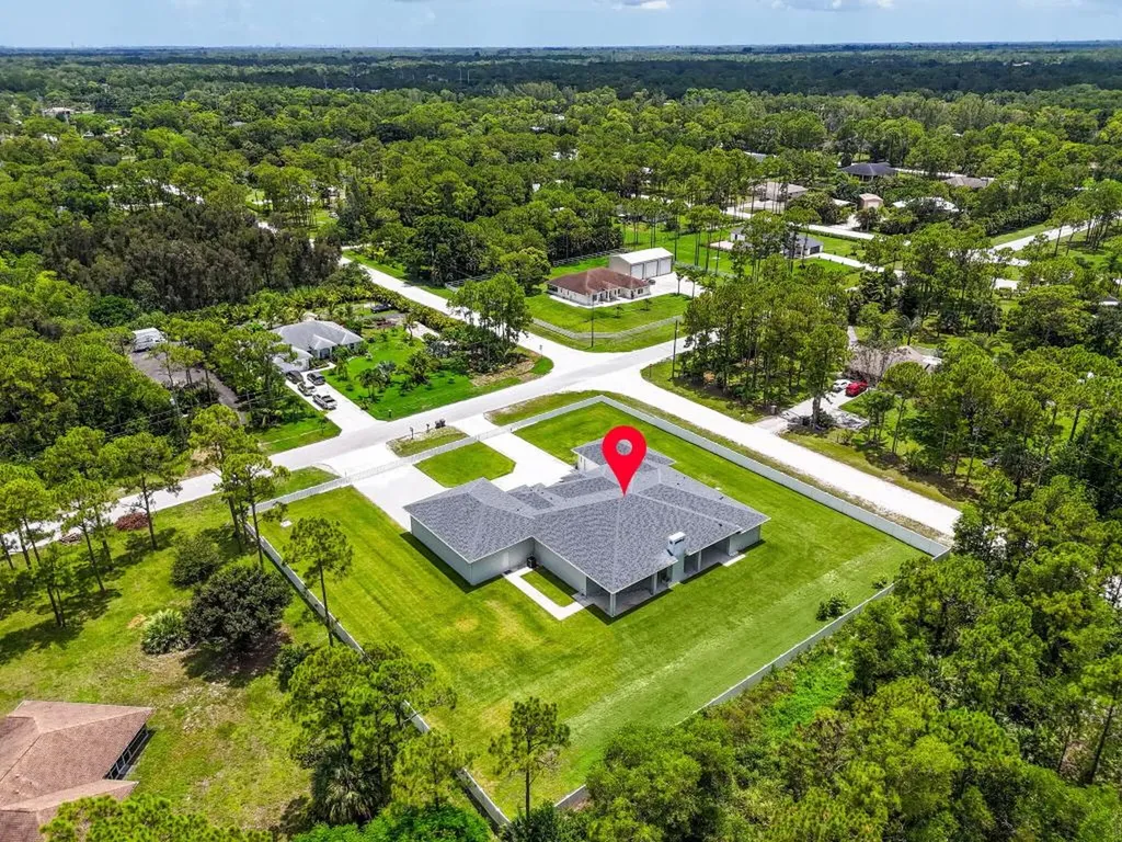 8425 Apache Boulevard The Acreage FL 33470