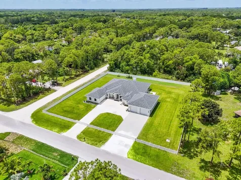 8425 Apache Boulevard The Acreage FL 33470