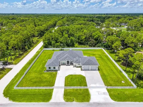 8425 Apache Boulevard The Acreage FL 33470