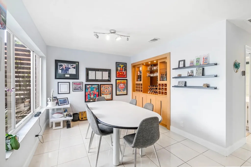 5695 Ainsley Court Boynton Beach FL 33437