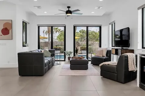 1517 N Lakeside Drive Lake Worth Beach FL 33460