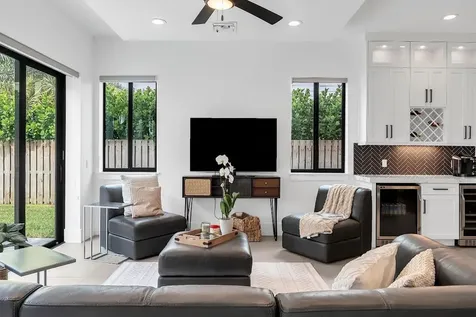 1517 N Lakeside Drive Lake Worth Beach FL 33460