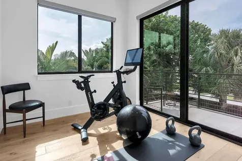 1517 N Lakeside Drive Lake Worth Beach FL 33460