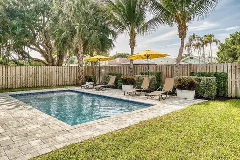1517 N Lakeside Drive Lake Worth Beach FL 33460