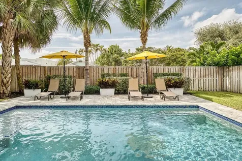 1517 N Lakeside Drive Lake Worth Beach FL 33460