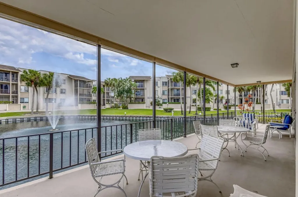 11811 Avenue Of The Pga Palm Beach Gardens FL 33418