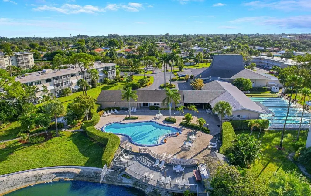 2647 Garden Drive Lake Worth FL 33461