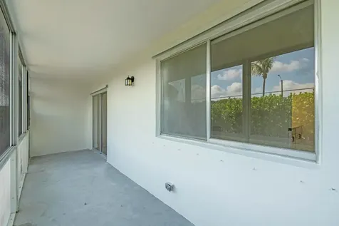 2647 Garden Drive Lake Worth FL 33461