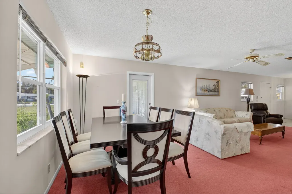634 Hummingbird Lane Delray Beach FL 33445