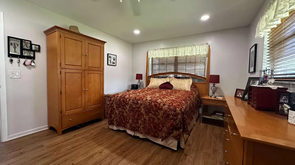 521 Sandpiper Circle Delray Beach FL 33445