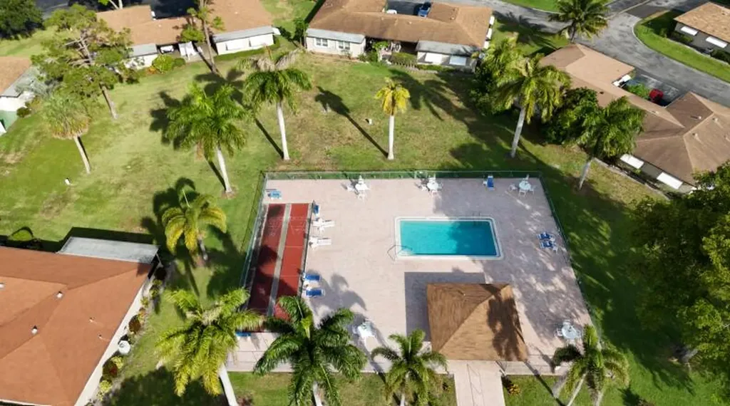 521 Sandpiper Circle Delray Beach FL 33445