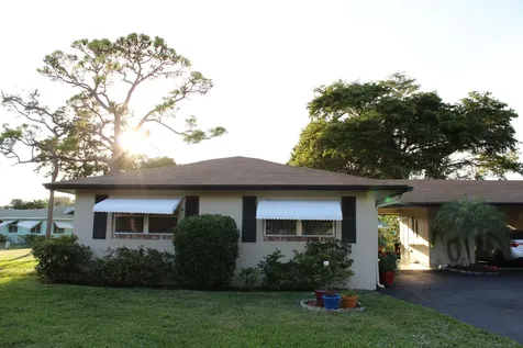 521 Sandpiper Circle Delray Beach FL 33445
