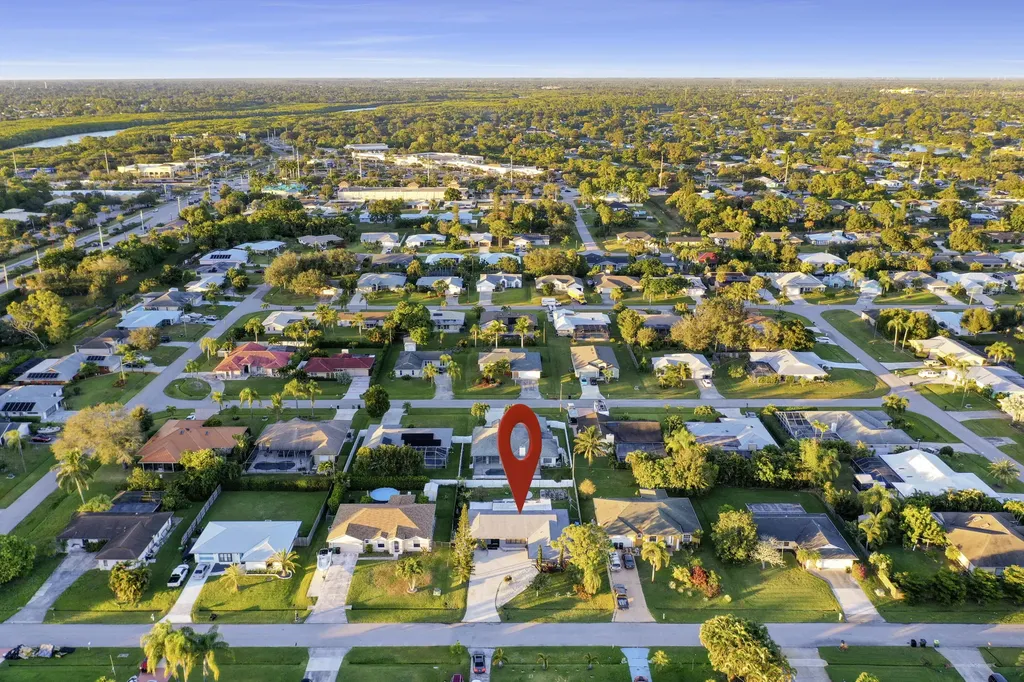 1149 SE Menores Avenue Port St Lucie FL 34952