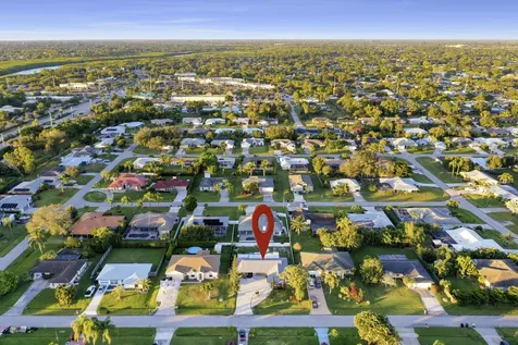 1149 SE Menores Avenue Port St Lucie FL 34952
