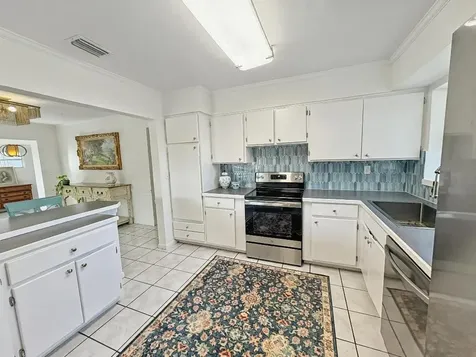 8911 SW 197th Street Cutler Bay FL 33157