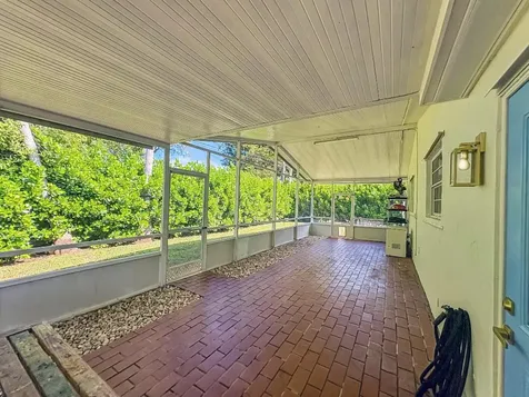 8911 SW 197th Street Cutler Bay FL 33157