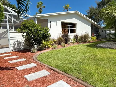 8911 SW 197th Street Cutler Bay FL 33157