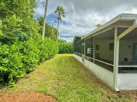8911 SW 197th Street Cutler Bay FL 33157