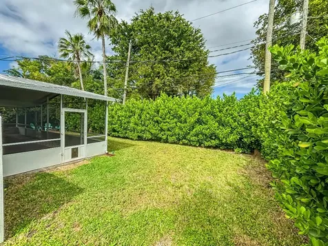 8911 SW 197th Street Cutler Bay FL 33157