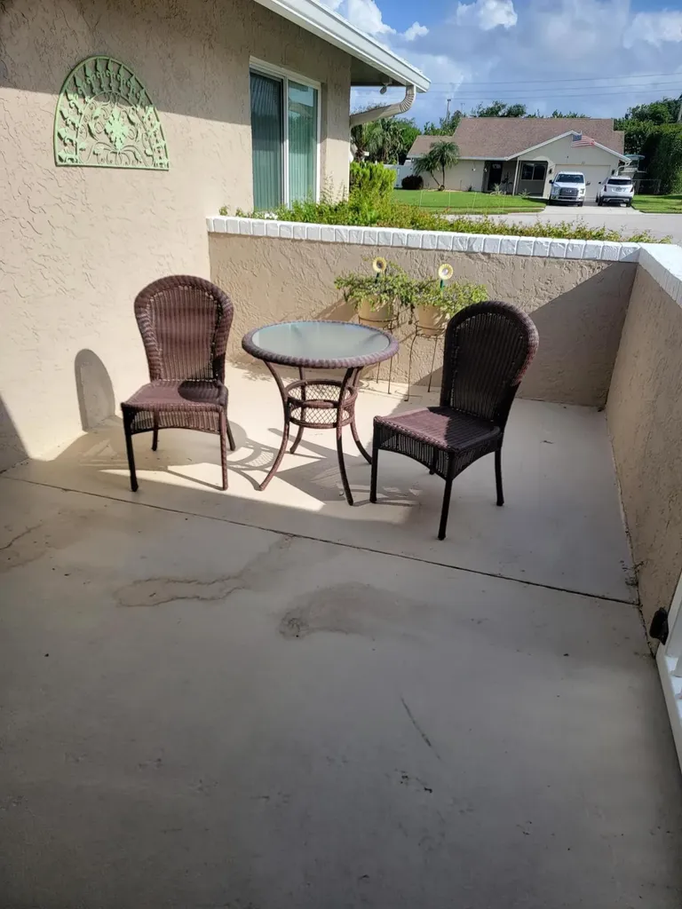 27 Vista Del Rio Boynton Beach FL 33426