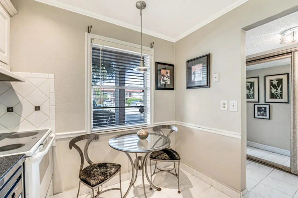 33 Abbey Lane Delray Beach FL 33446