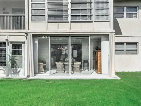 33 Abbey Lane Delray Beach FL 33446