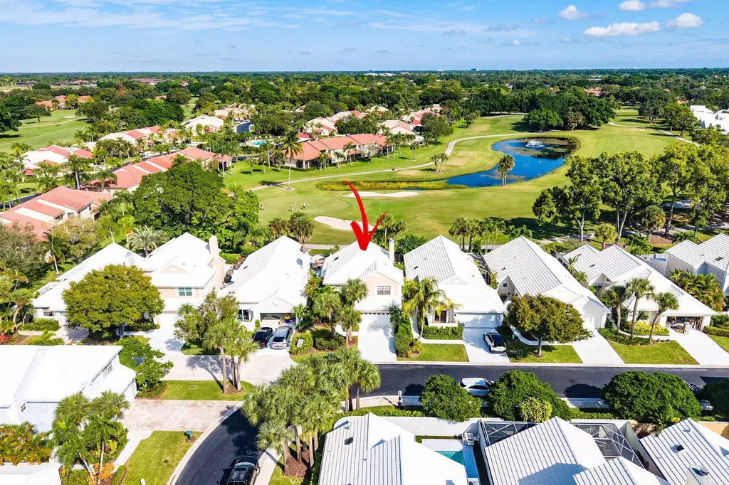 8 Windsor Lane Palm Beach Gardens FL 33418