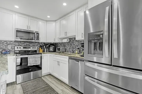 923 Springdale Circle Palm Springs FL 33461