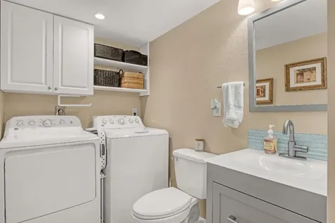 923 Springdale Circle Palm Springs FL 33461
