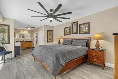 923 Springdale Circle Palm Springs FL 33461