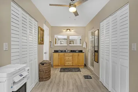 923 Springdale Circle Palm Springs FL 33461