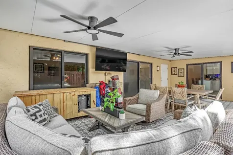 923 Springdale Circle Palm Springs FL 33461
