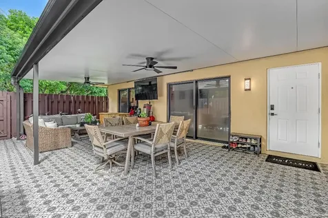923 Springdale Circle Palm Springs FL 33461