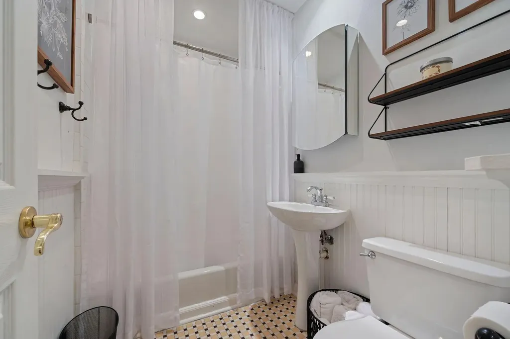 302 NW 16th Street Delray Beach FL 33444