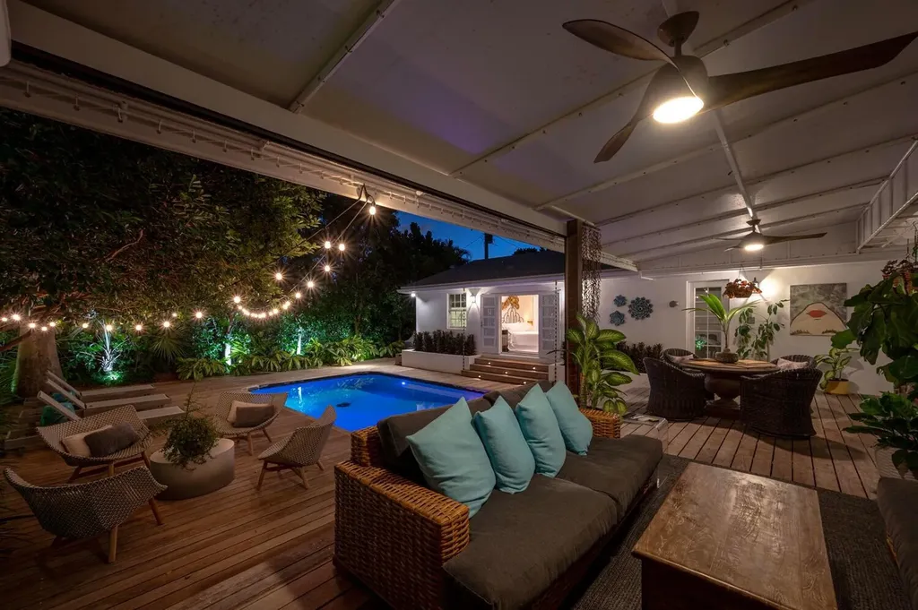 302 NW 16th Street Delray Beach FL 33444