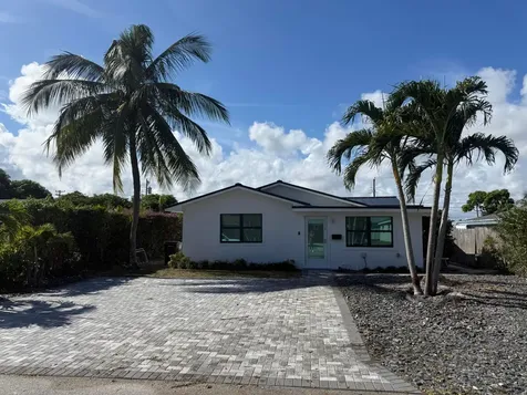 320 NW 3rd Avenue Delray Beach FL 33444