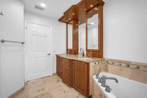 1343 Lake Breeze Drive Wellington FL 33414