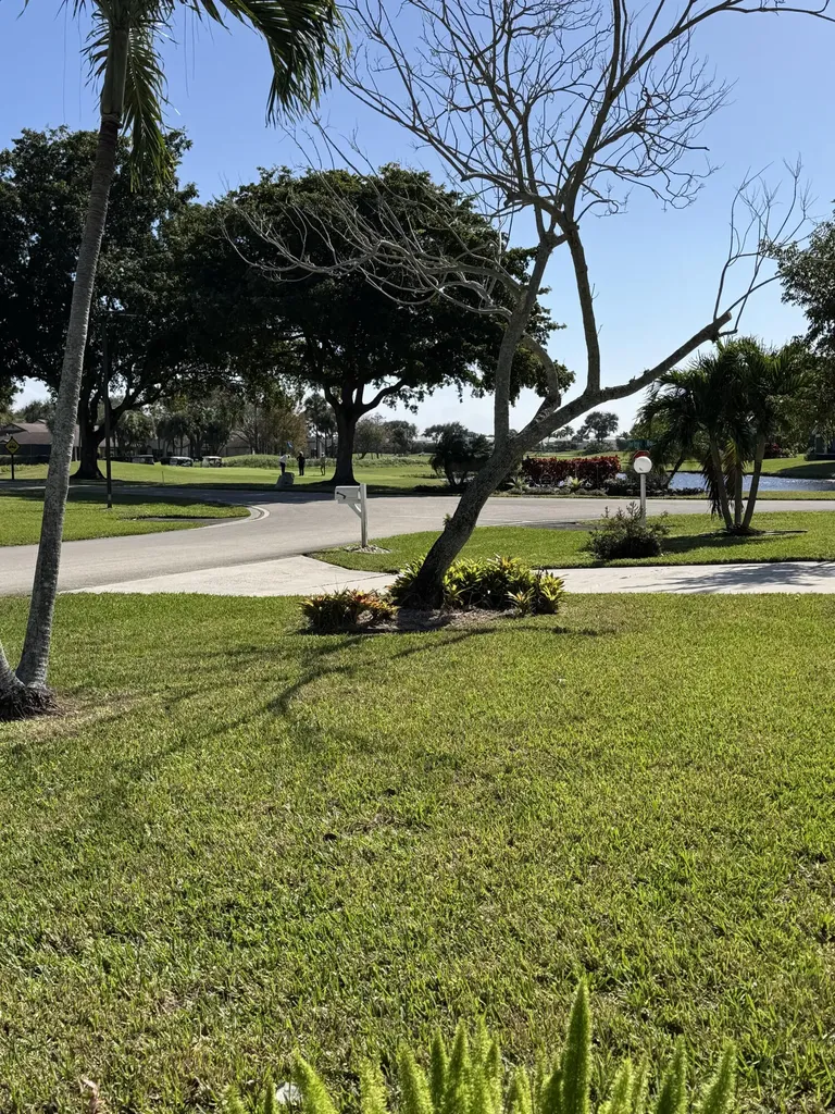 16843 Boca Delray Drive Delray Beach FL 33484