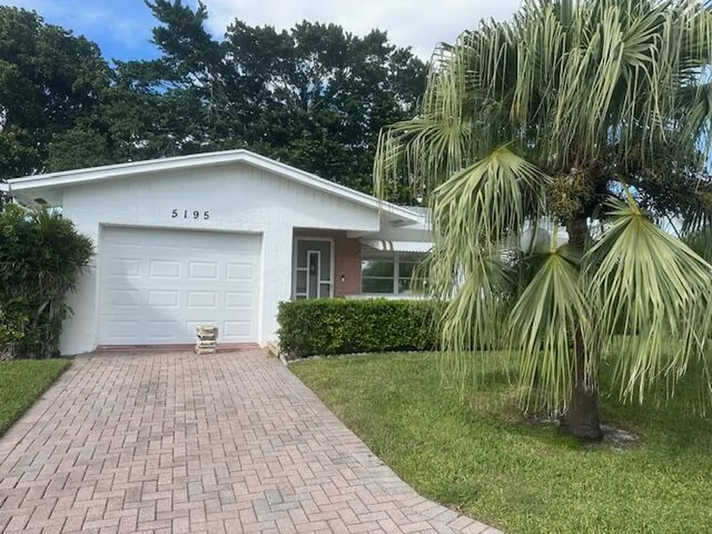 5195 Nicholas Drive West Palm Beach FL 33417