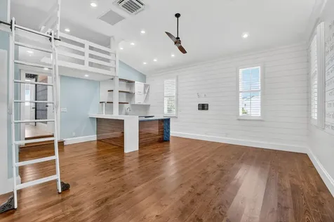 200 NW 10th Street Boca Raton FL 33432