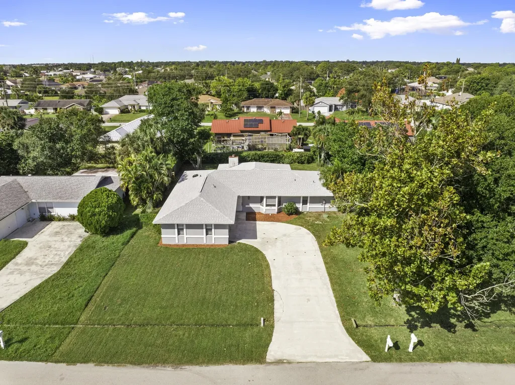 2316 SW Lejune Street Port St Lucie FL 34953
