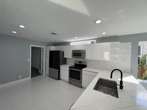 4243 Pine Hollow Circle Greenacres FL 33463