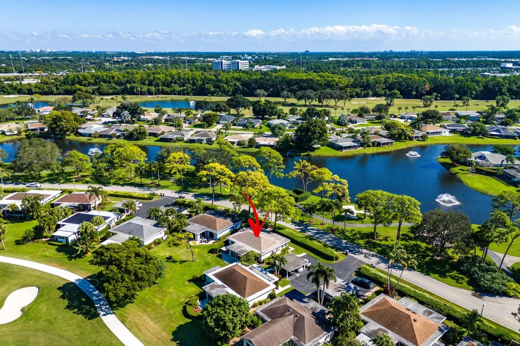 13731 Eastpointe Way Palm Beach Gardens FL 33418