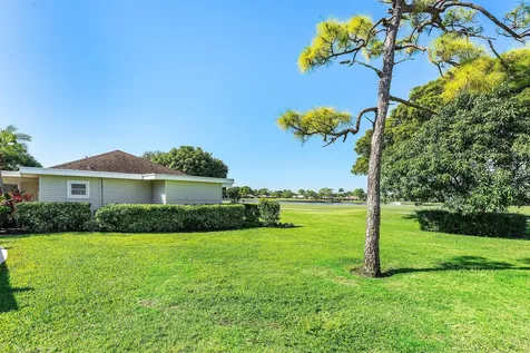 13731 Eastpointe Way Palm Beach Gardens FL 33418
