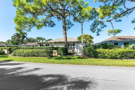 13731 Eastpointe Way Palm Beach Gardens FL 33418