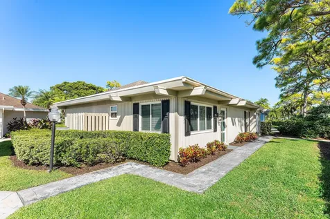 13731 Eastpointe Way Palm Beach Gardens FL 33418