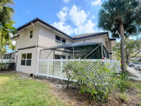 27 Clinton Court Royal Palm Beach FL 33411